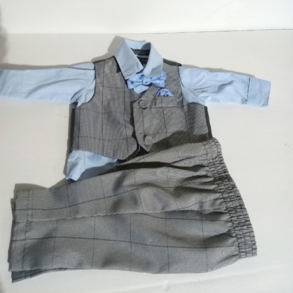 Baby suit size 3-6 months